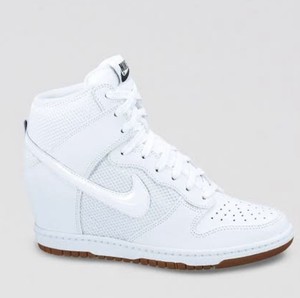 womens nike high tops white