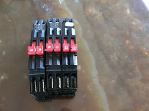 Zinsco GE Sylvania Challenger 20Amp 2 Pole 240Vac Tandem Breaker - Picture 1 of 3