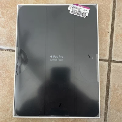 Apple Smart Folio for iPad Pro 3rd Generation 12.9" Charcoal Gray - Image 1 of 2