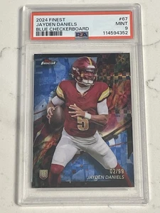 Jayden Daniels RC #/99 PSA 9 COMO NUEVO 2024 Topps Finest Blue Checkerboard #67 - Imagen 1 de 3