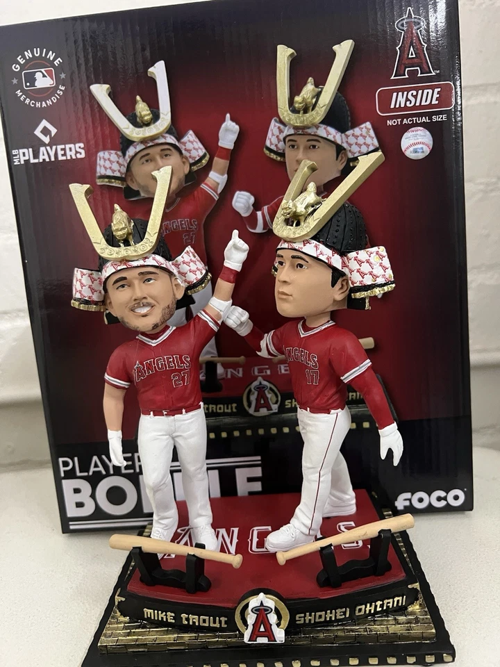 Shohei Ohtani Mike Trout Los Angeles Angels Doble jonrón celebración Bobblehead Foto 1 de 3