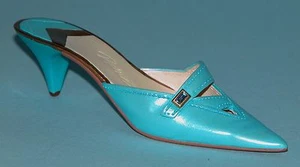 Just the Right Shoe, Raine, "Material Girl" mixed media miniature # 25345 NIB - Picture 1 of 7
