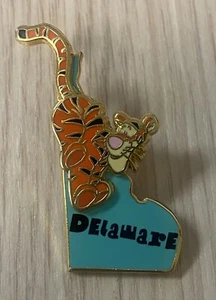 2002 Disney 3D Trading Pin State Character Delaware Tigger from Winnie the Pooh - Picture 1 of 4
