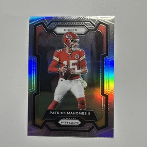 Prizm Football 2023 Patrick Mahomes Silver Prizm # 149 Chiefs 2023 - Imagen 1 de 3
