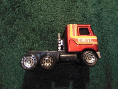 Camión semi tractor Buddyl Mack 1980 rojo metálico juguete estampado acero Japón Foto 1 de 4