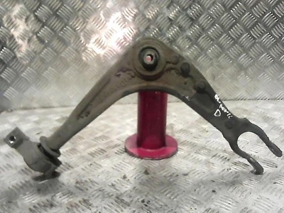 BRAS DE SUSPENSION AVANT DROIT (TRIANGLE) Peugeot 407 SW (6E) - Photo 1/3