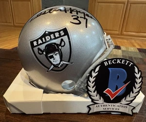 Von Lester Hayes signierter Oakland Raiders Throwback VSR4 Minihelm Beckett - Bild 1 von 11