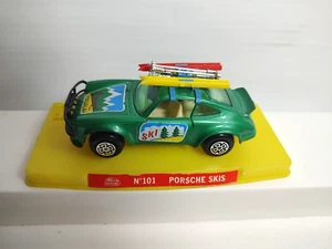 Vintage Guisval Porsche 911 Carrera 1:35 Spanish diecast - Ski School Rare - Picture 1 of 14