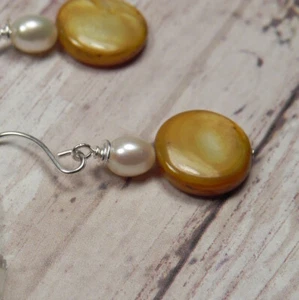 Brown Shell White Pearl Pierced Earrings Handmade New - Picture 1 of 3