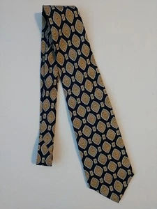 Club Room 100% Silk Geometric Pattern Tie Woven And Printed In England Tie Made - Picture 1 of 5