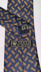 Cravatta Gucci 100% Seta - Foto 1 di 6