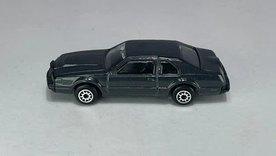 Lincoln Continental MK VII 1983-1992 cupé 1/64 coche de metal fundido a presión Maisto raro Foto 1 de 4