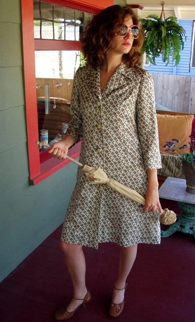 Abrigo de vestir vintage años 70 MOD Op Art PATRÓN GRÁFICO GEOMÉTRICO punto tela sedosa M/L Foto 1 de 1