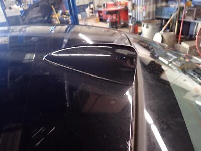 06 07 08 09 10 BMW 535i: Antena con opciones de navegación y satélite; Negro 475 Foto 1 de 2