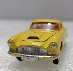 ASTON MARTIN DB4 - Vintage Corgi toys 218 , Made in Gt. Britain 1960 - Picture 1 of 7