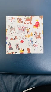 Disney Weihnachten Santa Hundeschwänze LE MagicBand Dooney & Bourke Neu nicht verknüpft - Bild 1 von 3