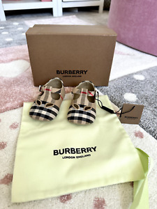Baby girl Burberry shoes