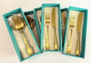 Pioneer Woman BUNDLE~20!Pc Gold Mazie SS Flatware with 2 5Pc Serving Set - Picture 1 of 10