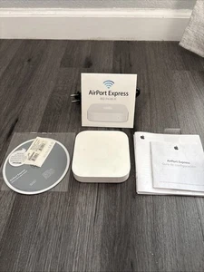 Apple AirPort Express A1392 802.11n Wireless Router TESTED! - Picture 1 of 5