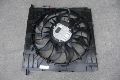 Ventilador de refrigeración Rolls Royce Phantom RR11 2018-2020 EWB RR12 Cullinan RR31 1000 W OEM Foto 1 de 4