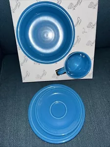 Fiesta 4 Piece Place Setting Peacock Fiestaware HLC #2 - Picture 1 of 5