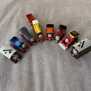 Thomas & Friends Take Along Diecast Characters Magnetic Train Toys Lot Of 8 - Picture 1 of 18