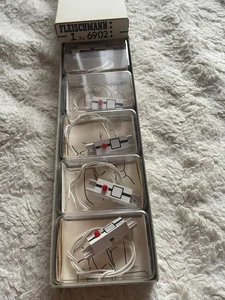 Fleischmann Gleisbild 6902 Moment-Taster   5 Stück  NEU + OVP - Bild 1 von 1