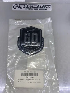 Arctic Cat 60 Aniversario Capucha Emblema - Negro y Cromo 7621-255 - Imagen 1 de 1