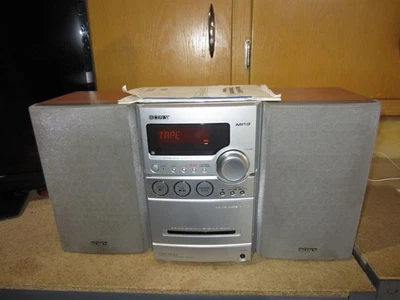 Sony CMT-NEZ3 Micro Hi-Fi Stereo System CD Cassette FM/AM Radio MP3  All Works - Image 1 of 4