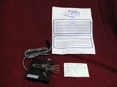 Bencher BY-1 Iambic Paddle Morse Code Key - Image 1 of 4