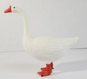 Realistic Goose Statue Farm Animal Toy Model Decoration Garden Novelty - Picture 1 of 7