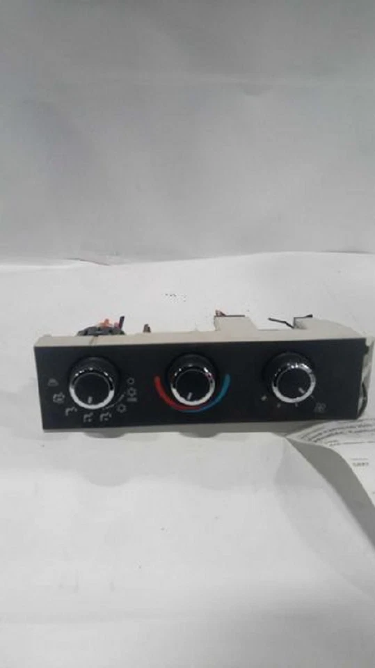 2008-2024 雪佛兰 Express 2500 气候交流加热器 温度控制 原始设备制造商 — 第 1/4 张图片