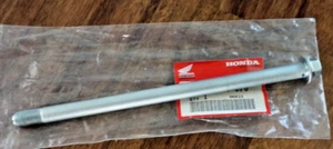 HONDA EZ90 CUB 90 SWINGARM PIVOT BOLT 90121-GZ4-670 - Picture 1 of 4