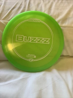 Discraft Buzzz Midrange Disc 170 grams disc golf Green - Image 1 of 4