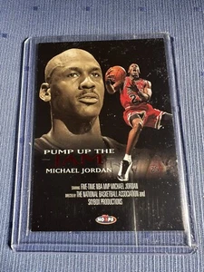 1998-1999 NBA Hoops - Michael Jordan Pump Up the Jam Card #5 Of 10 In Mint Cond. - Picture 1 of 2