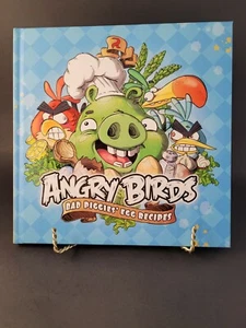 ANGRY BIRDS Bad Piggies Egg Recipes Book Hardcover 2011 Kirjat Oy - Picture 1 of 3