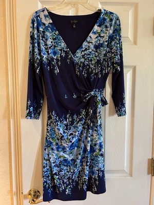 Jessica Simpson Long Sleeve Dress Navy Blue And Flower Pattern Size 12 - Image 1 of 4