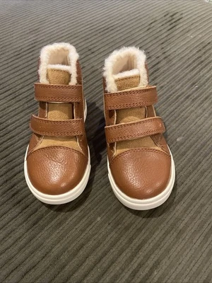 Ugg Boys Brown Rennon Boots Size Toddler 7 - Image 1 of 4