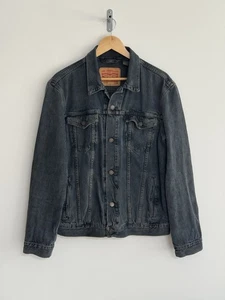Levi’s Vintage Style Denim Trucker Jean Jacket 72334 Washed Navy Blue Medium - Picture 1 of 14