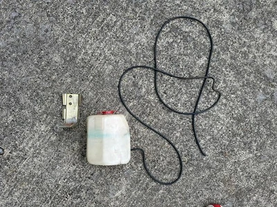 Volkswagen VW MK1 Rear Window washer fluid Bottle + Bracket Golf Jetta Scirocco - Image 1 of 4