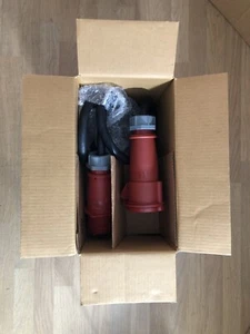 APC AP7175 Inline Current Meter 32A 230V IEC309-32A 3-PH 3P+2-PE NEW -Inc VAT - Picture 1 of 6