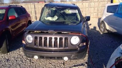 Used Power Steering Pump fits: 2016 Jeep Patriot  Grade B - Image 1 of 4