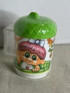 Neu Vintage 1992 Trollies Eichel Becher N Top Kunststoff Kinder Tasse mit Deckel Trolle Peter Pan - Bild 1 von 6