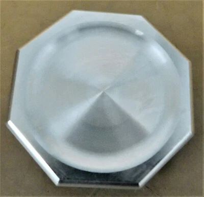 Be Cool/TRM 75002N Natural Finish Billet Hexagon 13-15 LB Stant Radiator Cap - Image 1 of 3