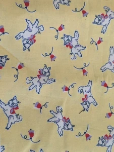 1 Yard + 15"/42" 100 % Baumwolle gewebt BARK PORCH-WP Fab "gelb mit weißen Lämmern" werfen NEU - Bild 1 von 8