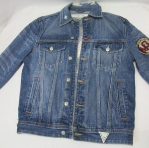 Chaqueta vaquera vintage Guess EE. UU. parche MCM bandera Taylor Swift talla S/P - Imagen 1 de 13