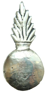 Napoleonische Kriege massive Bronze Grenada Abzeichen Hutabzeichen Kokarde Reproduktion - Bild 1 von 4