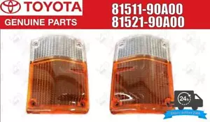 TOYOTA GENUINE LAND CRUISER 85-87 LEFT & RIGHT FRONT TURN SIGNAL LAMP LENS SET - Picture 1 of 12