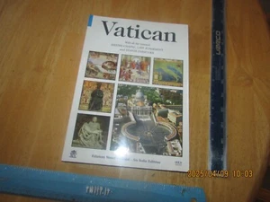 Vatican by Sonia Gallico (1999 Edizioni Musei Vaticani Trade Paperback) - Picture 1 of 9