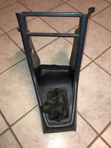 88-91 Honda CRX Hf Blue OEM center console radio bezel shift boot si EF 1990 - Bild 1 von 12